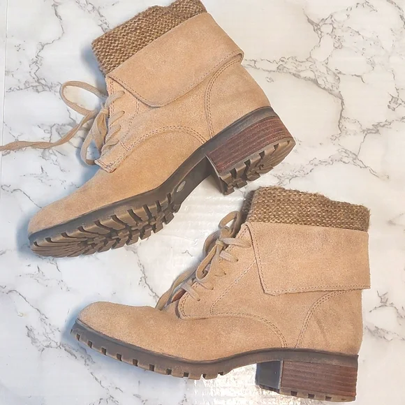 Lucky Brand tan suede booties, size 6 - Picture 4 of 9